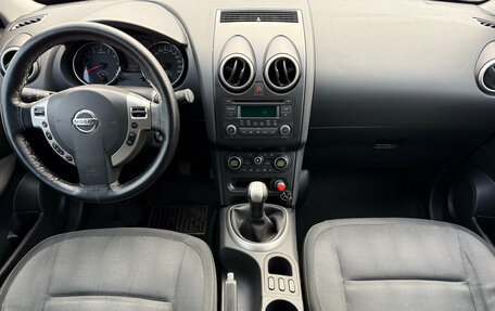 Nissan Qashqai, 2010 год, 830 000 рублей, 3 фотография