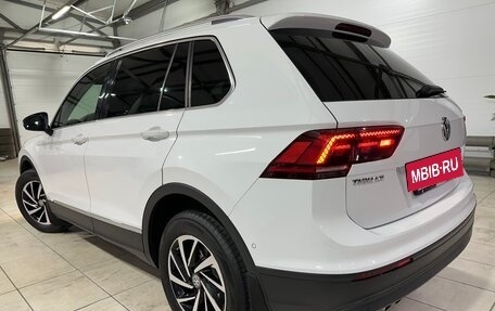 Volkswagen Tiguan II, 2019 год, 2 350 000 рублей, 2 фотография