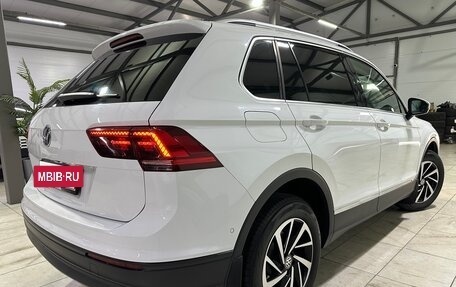 Volkswagen Tiguan II, 2019 год, 2 350 000 рублей, 4 фотография