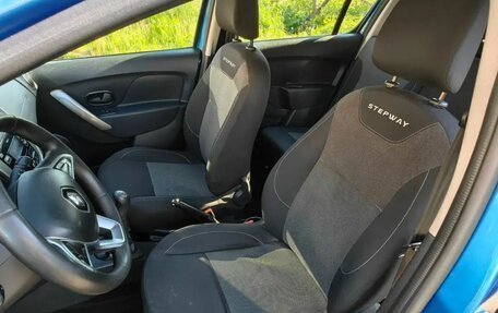 Renault Sandero II рестайлинг, 2019 год, 890 000 рублей, 9 фотография