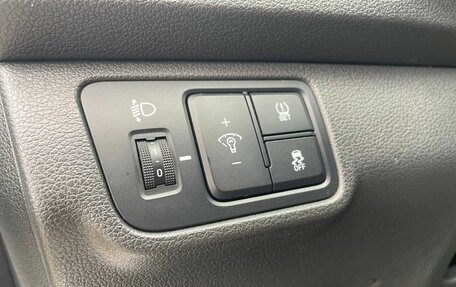 Hyundai Solaris II рестайлинг, 2021 год, 1 630 000 рублей, 10 фотография
