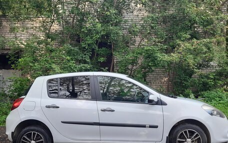 Renault Clio III, 2010 год, 355 000 рублей, 4 фотография