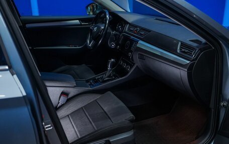 Skoda Superb III рестайлинг, 2016 год, 1 400 000 рублей, 13 фотография