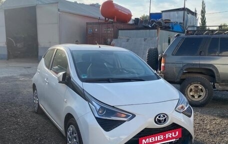 Toyota Aygo II, 2019 год, 990 000 рублей, 2 фотография