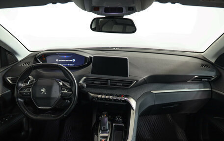 Peugeot 3008 II, 2019 год, 1 699 000 рублей, 9 фотография