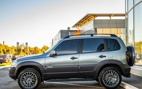 Chevrolet Niva I рестайлинг, 2015 год, 698 000 рублей, 4 фотография