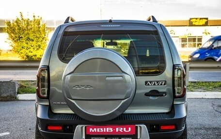 Chevrolet Niva I рестайлинг, 2015 год, 698 000 рублей, 6 фотография