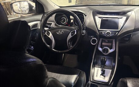 Hyundai Avante, 2011 год, 970 000 рублей, 4 фотография