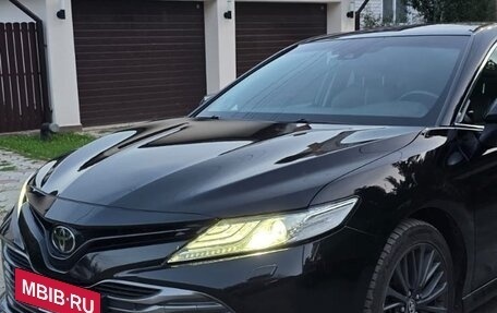 Toyota Camry, 2020 год, 3 300 000 рублей, 1 фотография