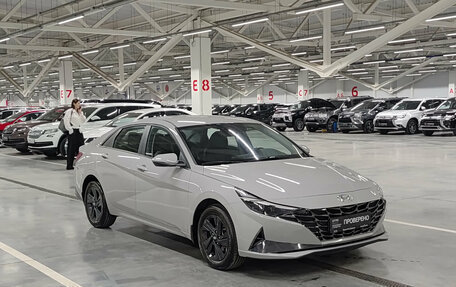 Hyundai Elantra, 2021 год, 2 050 000 рублей, 3 фотография
