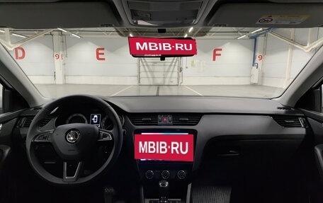 Skoda Octavia, 2022 год, 2 165 000 рублей, 14 фотография