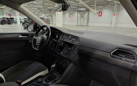 Volkswagen Tiguan II, 2020 год, 2 875 000 рублей, 11 фотография