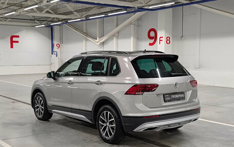 Volkswagen Tiguan II, 2020 год, 2 875 000 рублей, 7 фотография