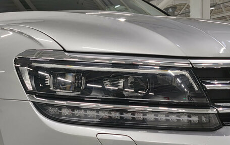 Volkswagen Tiguan II, 2020 год, 2 875 000 рублей, 17 фотография