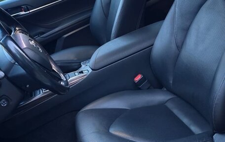 Toyota Camry, 2020 год, 3 300 000 рублей, 7 фотография