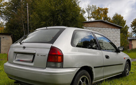 Mazda 323, 1998 год, 300 000 рублей, 2 фотография