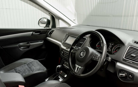 Volkswagen Sharan II, 2011 год, 1 300 000 рублей, 12 фотография