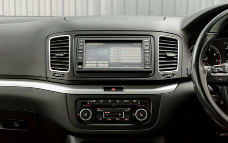Volkswagen Sharan II, 2011 год, 1 300 000 рублей, 19 фотография