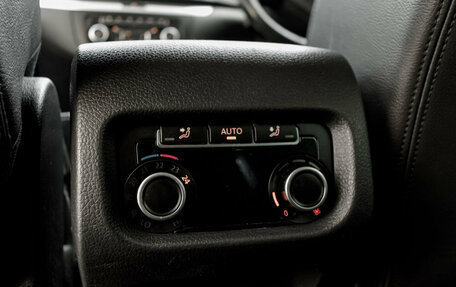 Volkswagen Sharan II, 2011 год, 1 300 000 рублей, 29 фотография