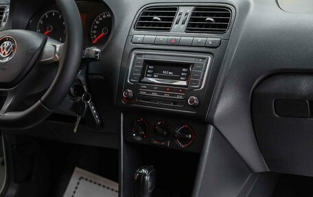 Volkswagen Polo VI (EU Market), 2018 год, 805 000 рублей, 10 фотография