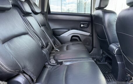 Mitsubishi Outlander III рестайлинг 3, 2007 год, 945 000 рублей, 11 фотография
