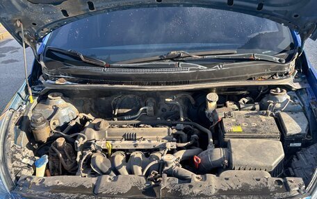 Hyundai Solaris II рестайлинг, 2011 год, 405 000 рублей, 6 фотография