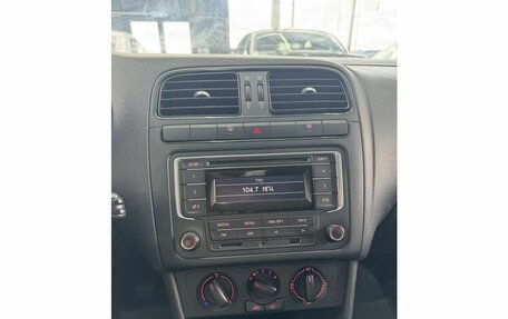 Volkswagen Polo VI (EU Market), 2014 год, 899 000 рублей, 13 фотография