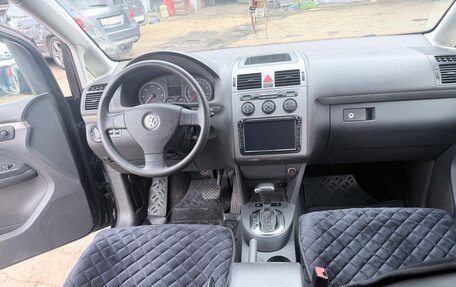 Volkswagen Touran III, 2009 год, 580 000 рублей, 12 фотография