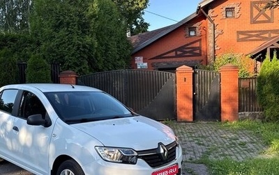 Renault Logan II, 2018 год, 1 100 000 рублей, 1 фотография