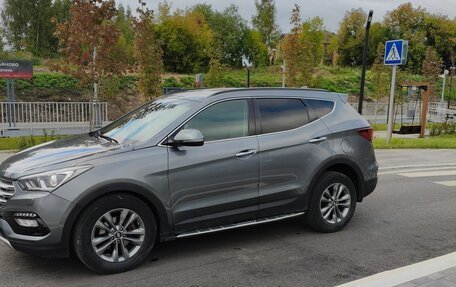 Hyundai Santa Fe III рестайлинг, 2018 год, 1 900 000 рублей, 2 фотография