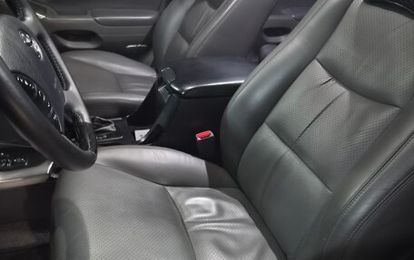 Toyota Land Cruiser Prado 120 рестайлинг, 2008 год, 2 950 000 рублей, 14 фотография