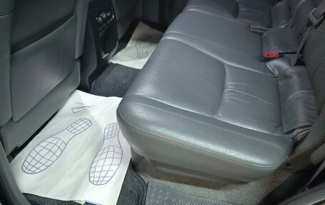 Toyota Land Cruiser Prado 120 рестайлинг, 2008 год, 2 950 000 рублей, 15 фотография