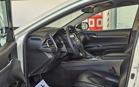 Toyota Camry, 2019 год, 2 589 000 рублей, 10 фотография