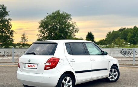 Skoda Fabia II, 2011 год, 490 000 рублей, 3 фотография