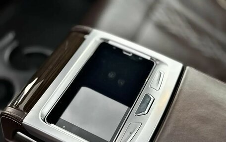 BMW 7 серия, 2016 год, 3 070 000 рублей, 17 фотография
