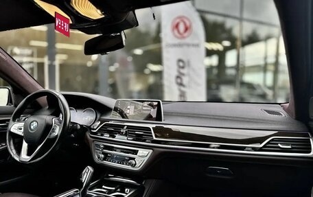 BMW 7 серия, 2016 год, 3 070 000 рублей, 9 фотография