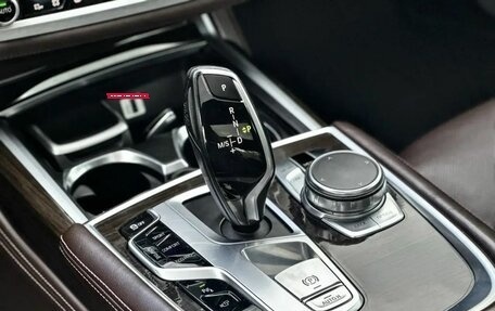 BMW 7 серия, 2016 год, 3 070 000 рублей, 10 фотография