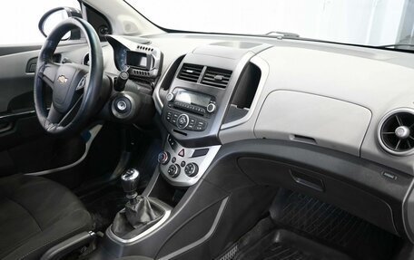 Chevrolet Aveo III, 2014 год, 619 900 рублей, 9 фотография