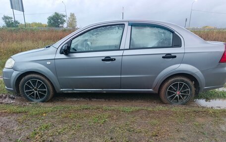 Chevrolet Aveo III, 2010 год, 250 000 рублей, 3 фотография