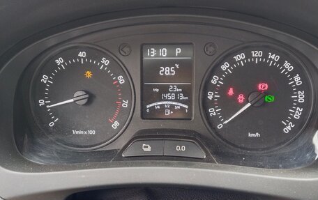 Skoda Rapid I, 2015 год, 980 000 рублей, 8 фотография