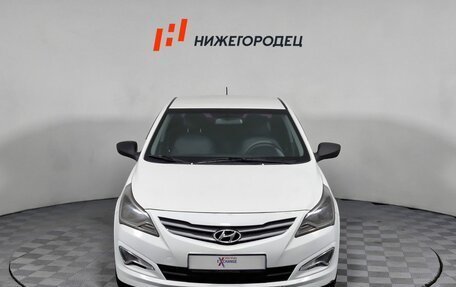 Hyundai Solaris II рестайлинг, 2015 год, 899 000 рублей, 2 фотография