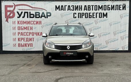 Renault Sandero I, 2013 год, 749 000 рублей, 2 фотография