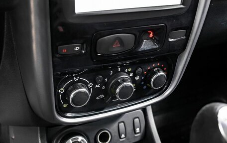 Renault Duster I рестайлинг, 2013 год, 900 000 рублей, 17 фотография