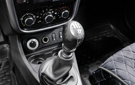 Renault Duster I рестайлинг, 2013 год, 900 000 рублей, 18 фотография