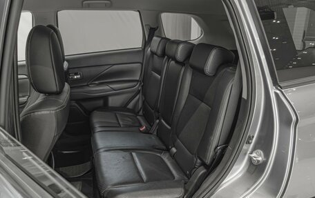 Mitsubishi Outlander III рестайлинг 3, 2012 год, 1 150 000 рублей, 10 фотография