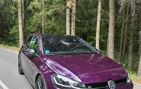 Volkswagen Golf R VII, 2019 год, 3 745 000 рублей, 1 фотография