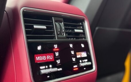 Porsche Cayenne III, 2020 год, 12 000 000 рублей, 25 фотография