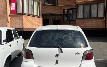 Toyota Vitz, 2000 год, 360 000 рублей, 4 фотография
