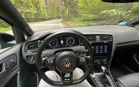 Volkswagen Golf R VII, 2019 год, 3 745 000 рублей, 7 фотография
