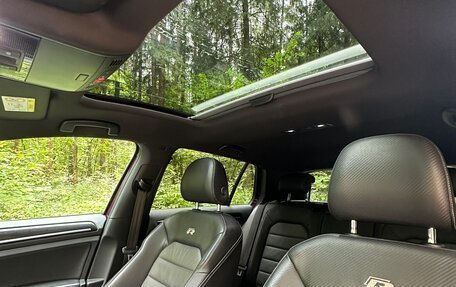 Volkswagen Golf R VII, 2019 год, 3 745 000 рублей, 8 фотография
